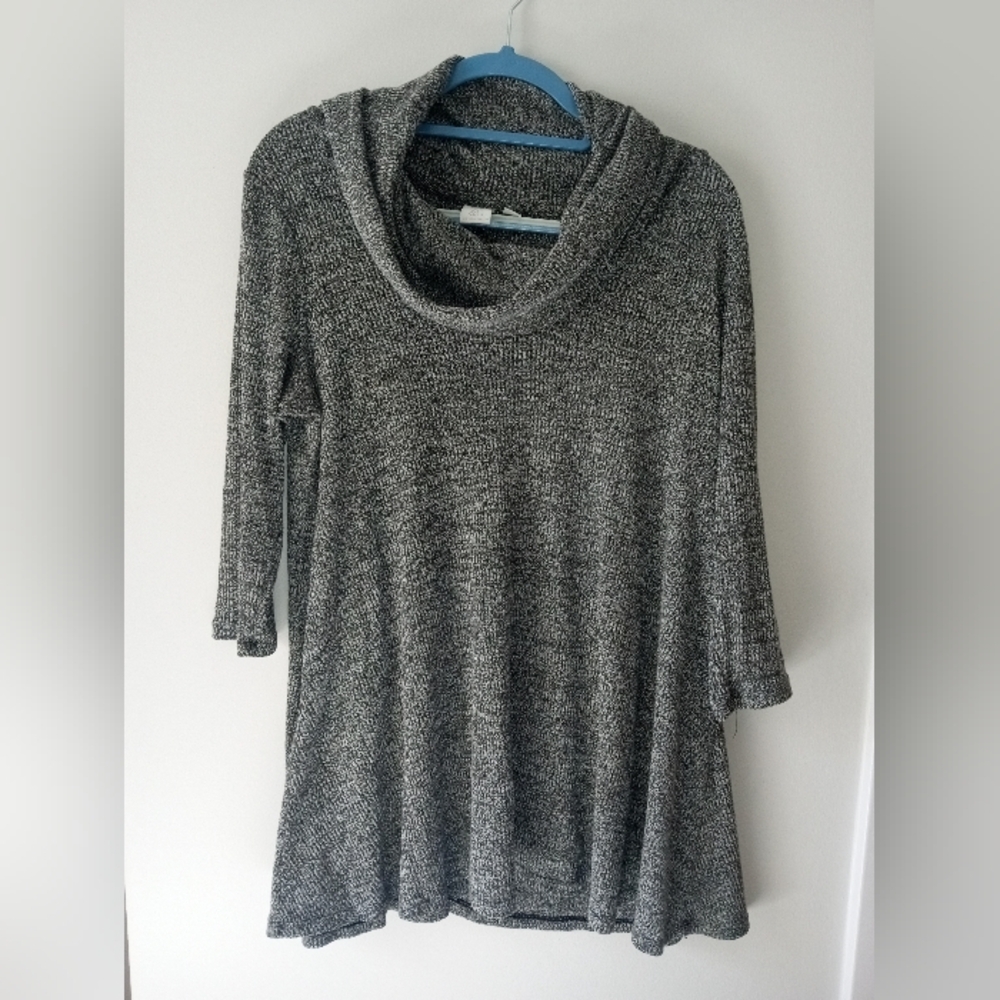 New York & Company Gray Cowl Neck Sweater